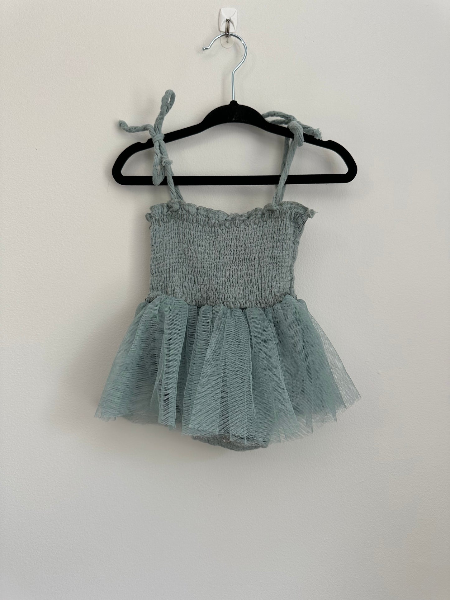 No Tag Dress 3-6m