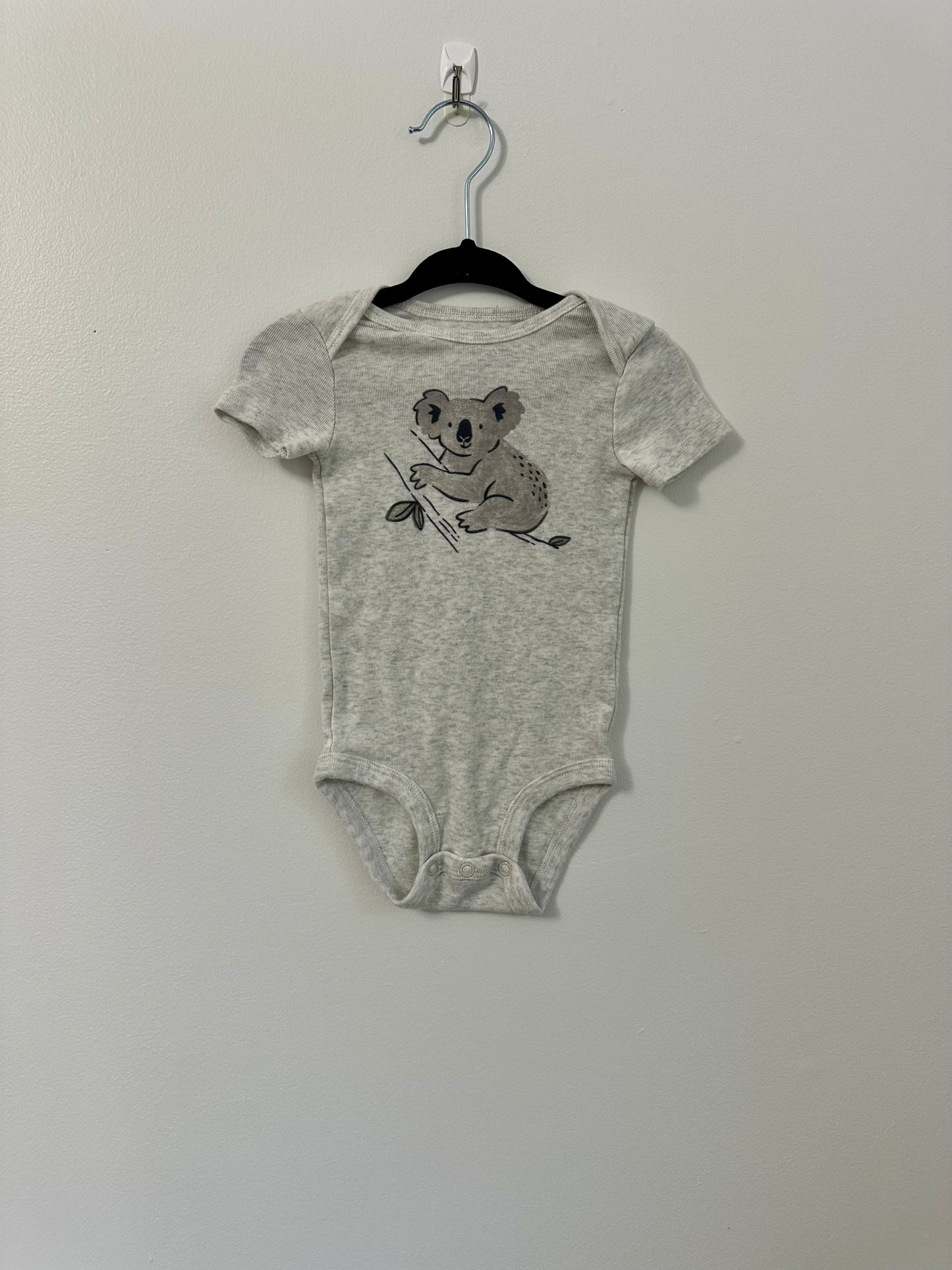 Carter’s Onesie 3-6m