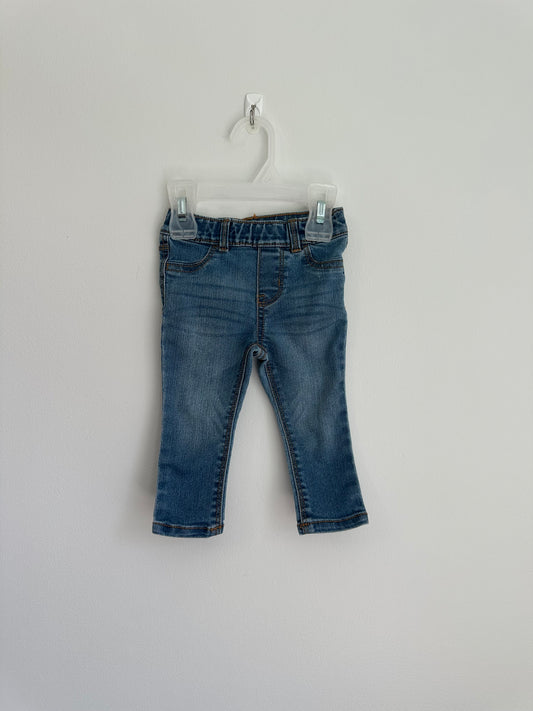 OshKosh Jeans 9m