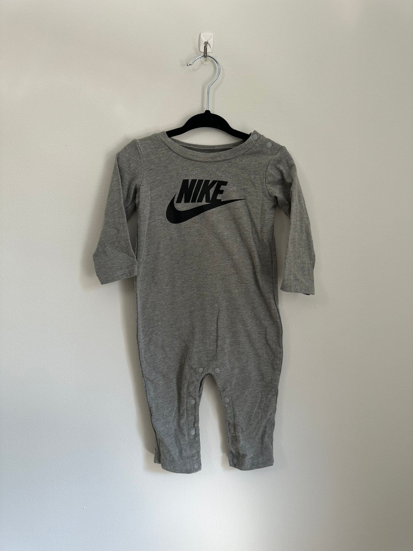 Nike One Piece 9m