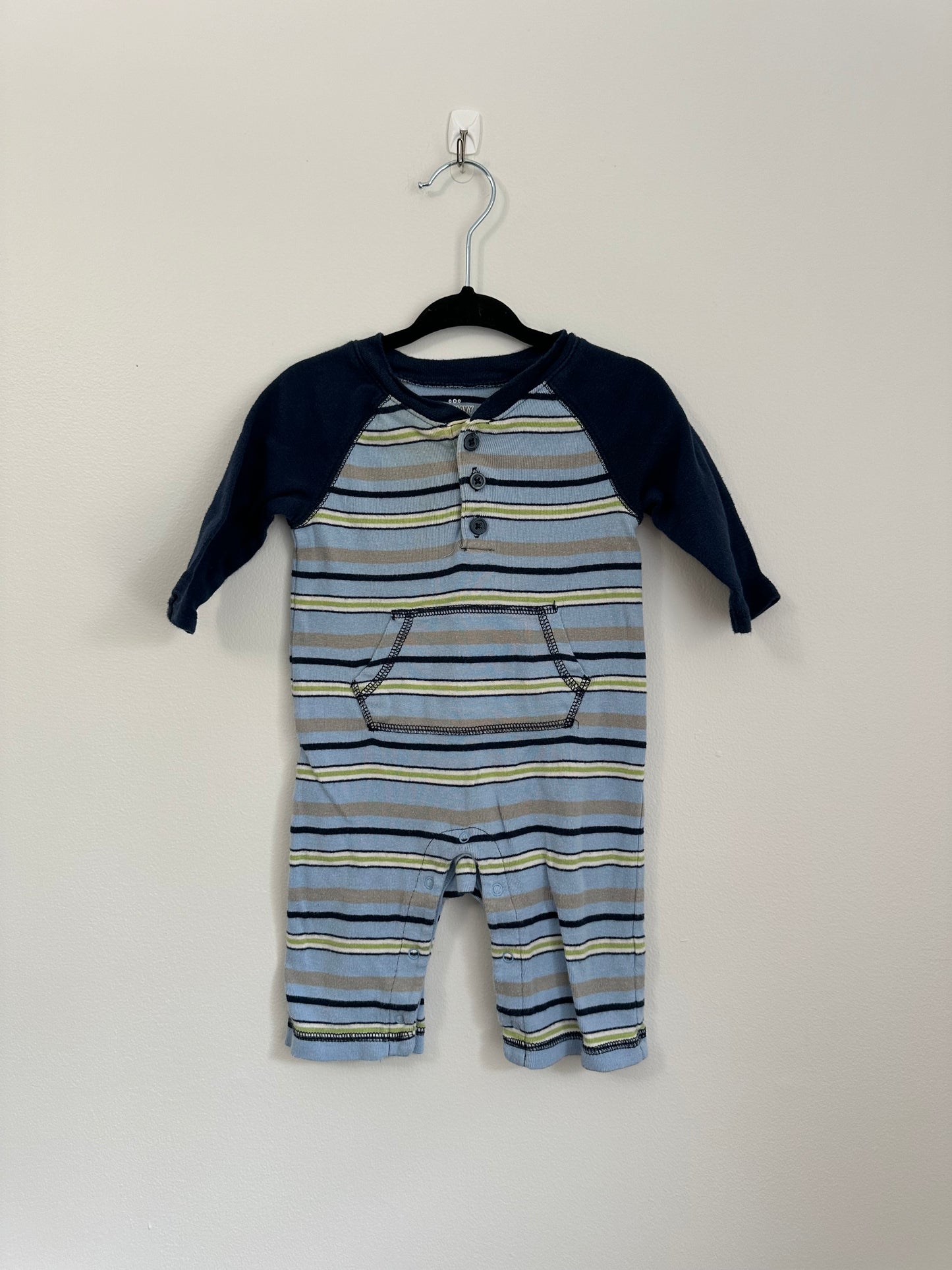 Old Navy One Piece 3-6m