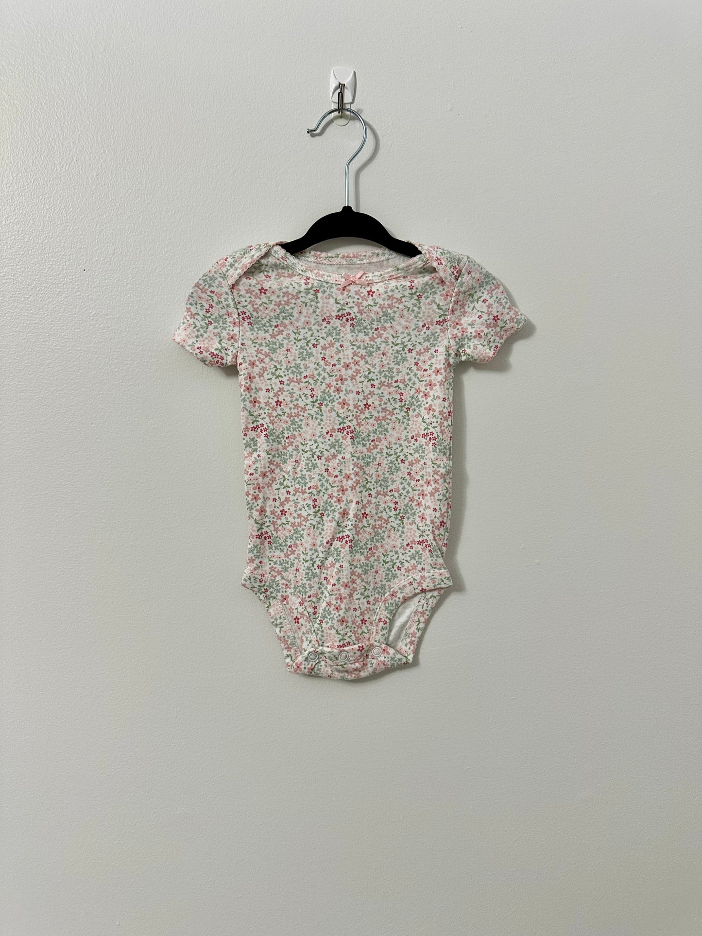 Carter’s Onesie 3-6m